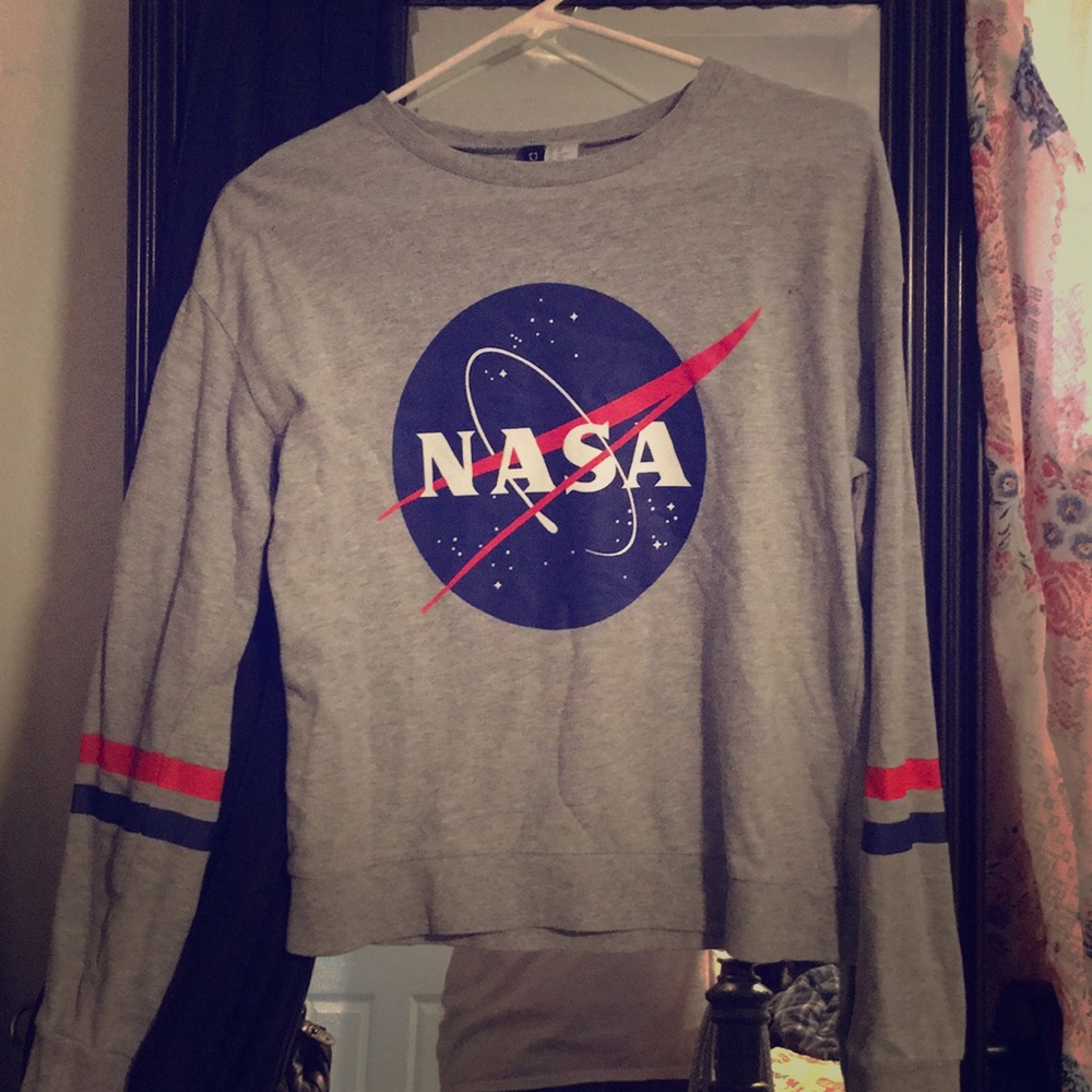 Adult x-small NASA sweatshirt